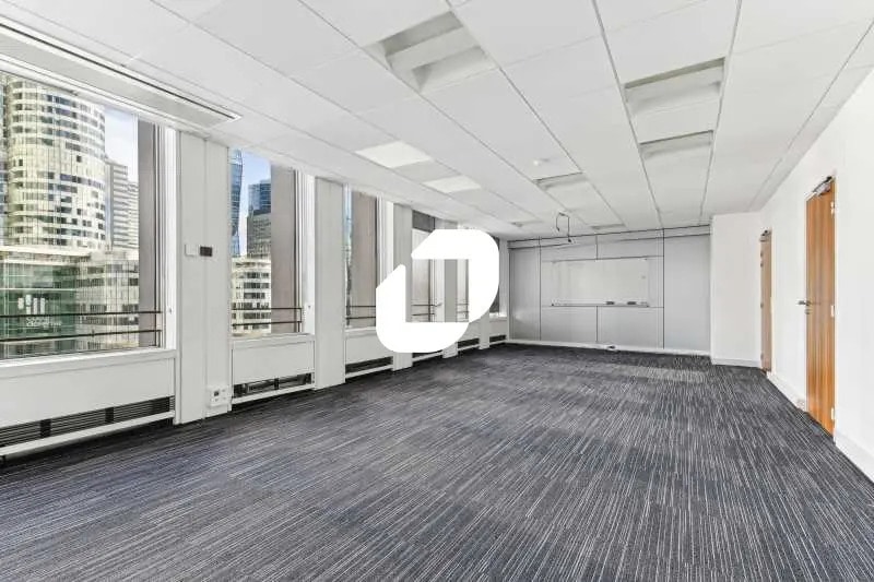 1-9 Place De La Pyramide, Puteaux for lease - Interior Photo - Image 3 of 6