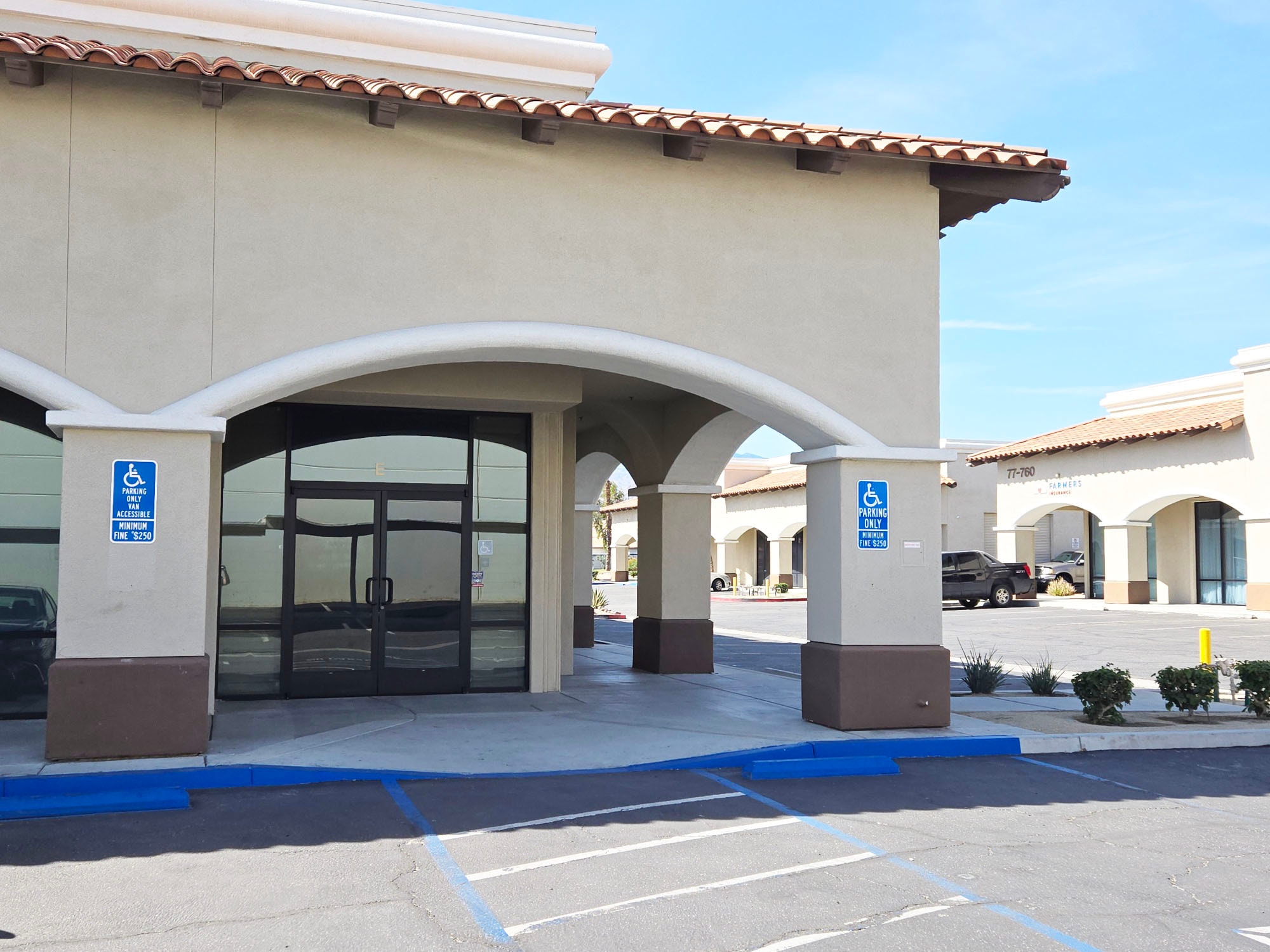 77750 Country Club Dr, Palm Desert, CA for lease Building Photo- Image 1 of 2