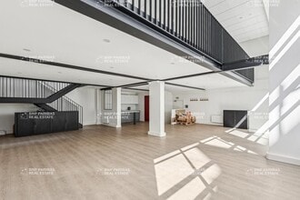6 Rue Du Docteur Laurent, Paris for sale Interior Photo- Image 1 of 12