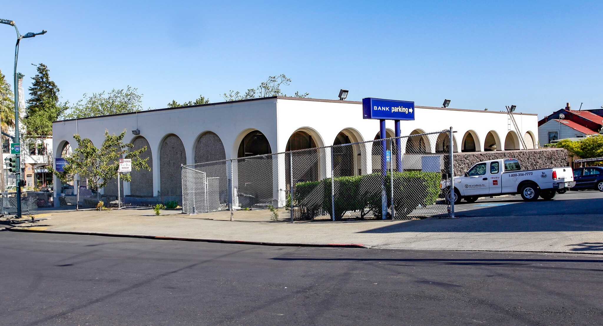4947 3rd St, San Francisco, CA for lease Building Photo- Image 1 of 9