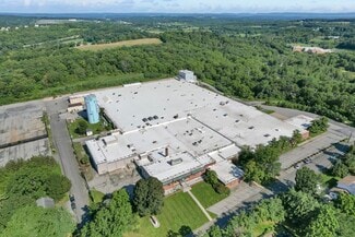 Plus de détails pour 25 Oakland Ave, Chester, NY - Industriel à louer