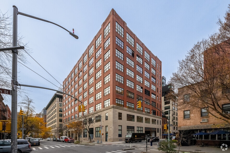 435 Hudson St, New York, NY à louer - Photo du bâtiment - Image 2 de 4