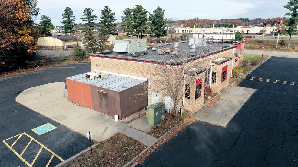 630 S Frontage Rd, Wisconsin Dells, WI for sale - Building Photo - Image 3 of 57