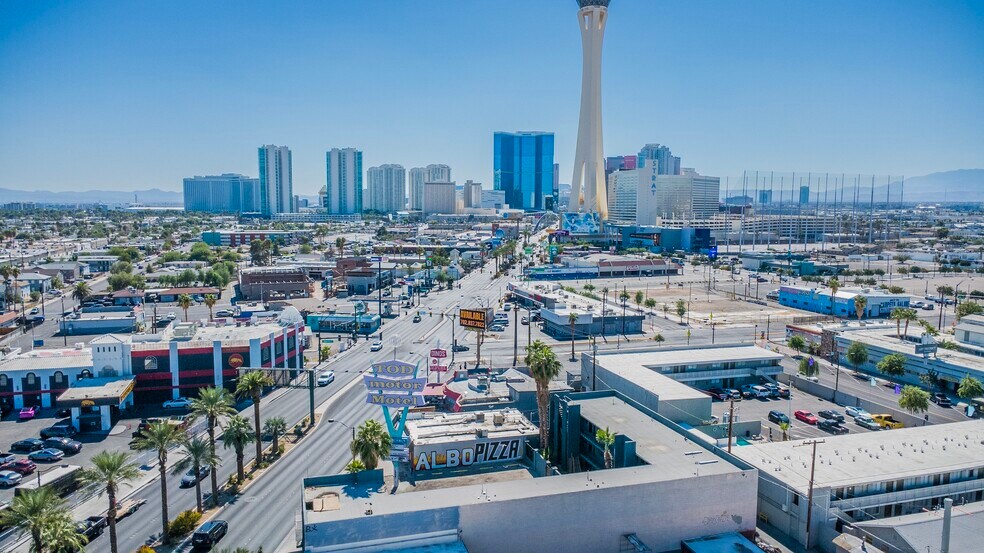 1508 S Las Vegas Blvd, Las Vegas, NV à vendre - Photo du bâtiment - Image 2 de 8