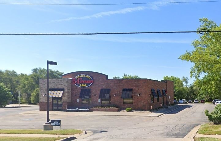 815 SE 3rd St, Lee's Summit, MO à vendre - Photo du bâtiment - Image 2 de 8