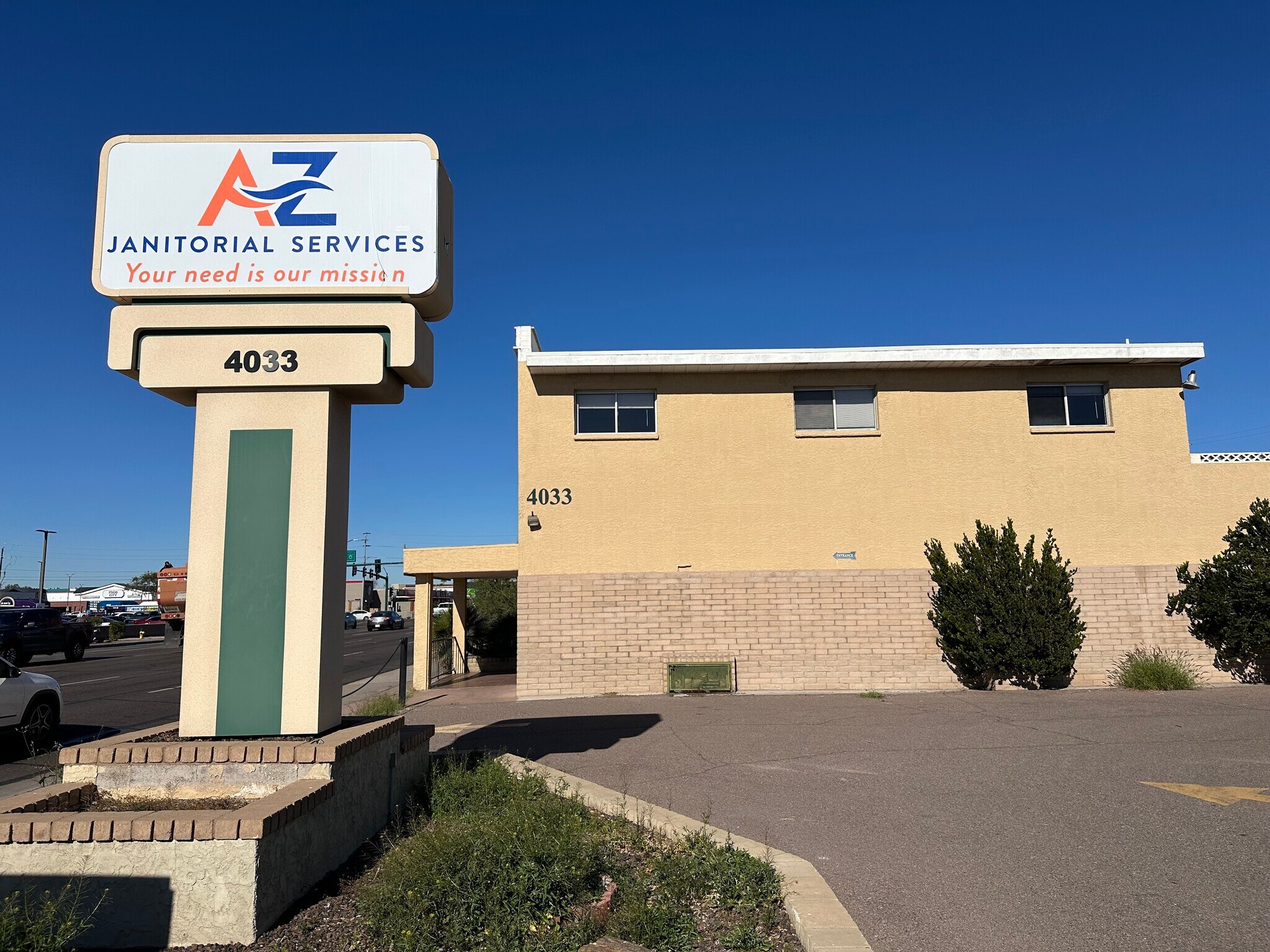 4023-4033 N 19th Ave, Phoenix, AZ à vendre Photo du bâtiment- Image 1 de 9