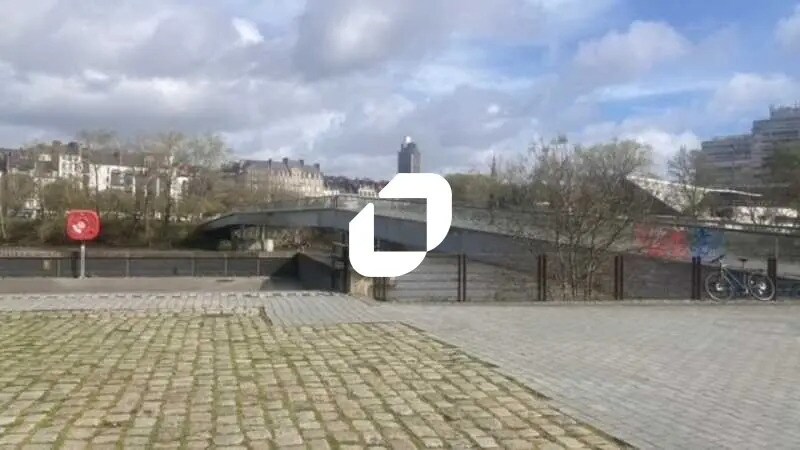 Commerce de détail dans Nantes à louer Photo du bâtiment- Image 1 de 13