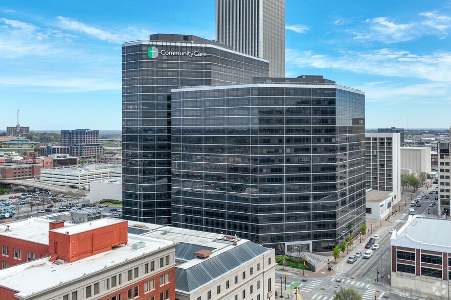 2 W 2nd St, Tulsa, OK for lease - Building Photo - Image 3 of 6