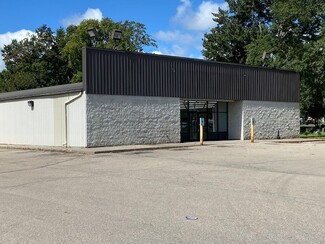 Plus de détails pour 360 S Main St, Clintonville, WI - Vente au détail à louer