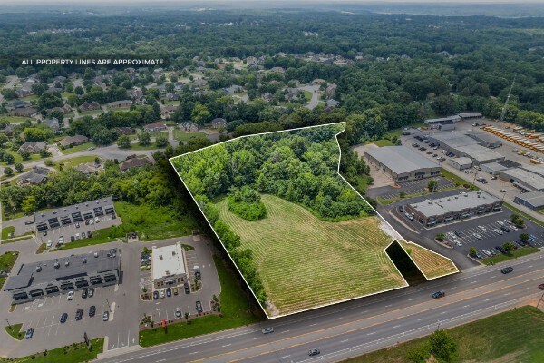 2630 Madison St, Clarksville, TN à vendre Photo du bâtiment- Image 1 de 16
