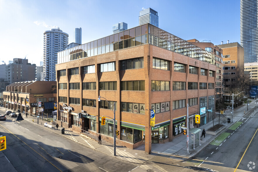 65 Wellesley St E, Toronto, ON for lease - Primary Photo - Image 1 of 5