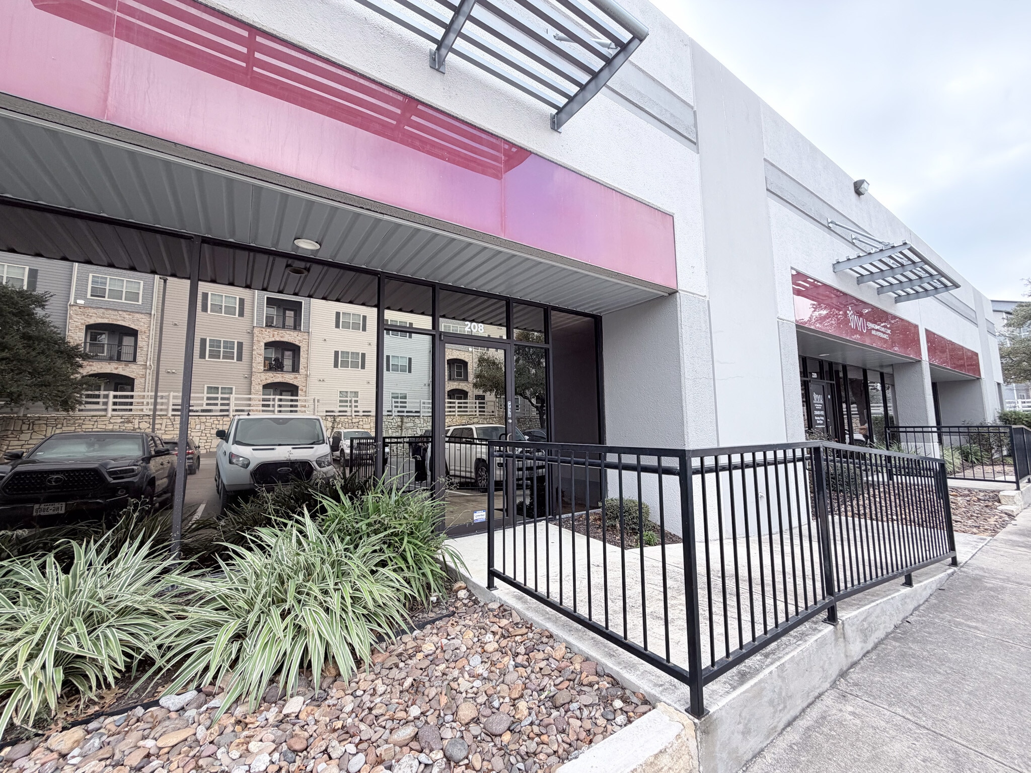 8666 Huebner Rd, San Antonio, TX for lease Building Photo- Image 1 of 9