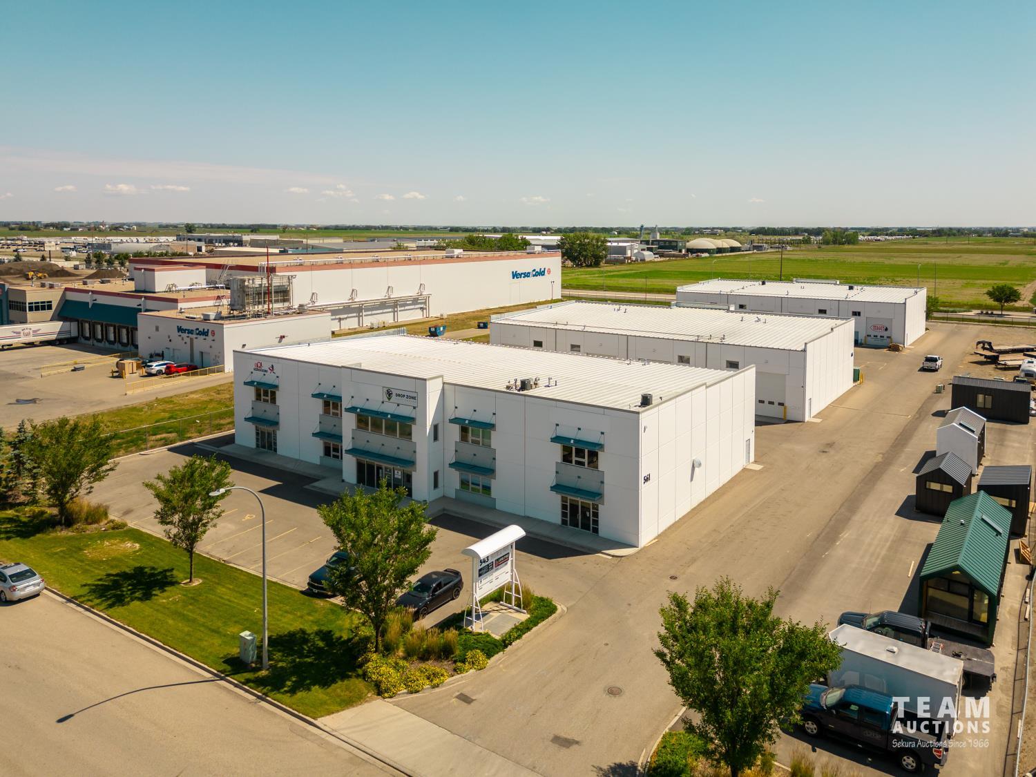 561 41 St N, Lethbridge, AB à vendre Photo du bâtiment- Image 1 de 1