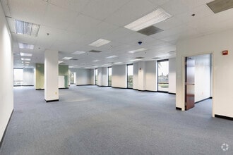 1707 Orlando Central Pky, Orlando, FL for lease Interior Photo- Image 2 of 8