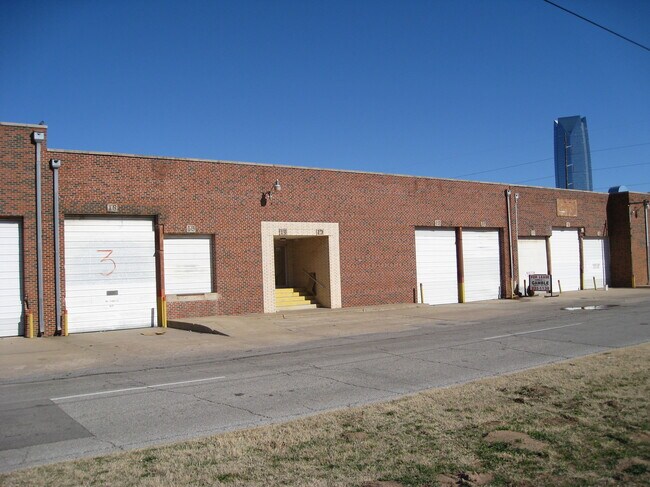 More details for 921 SW 4th St, Oklahoma City, OK - Industrial for Lease