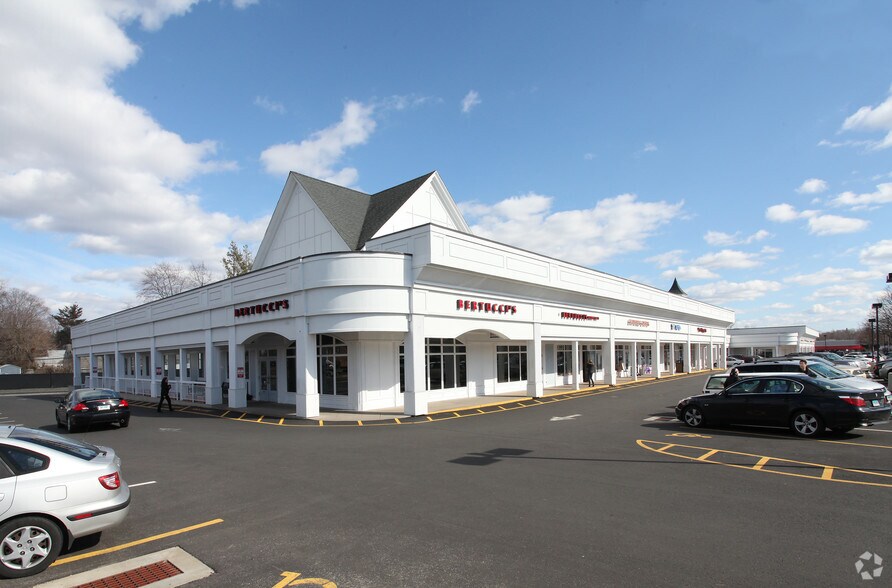 2838-2868 Main St, Glastonbury, CT à louer - Photo du bâtiment - Image 3 de 6