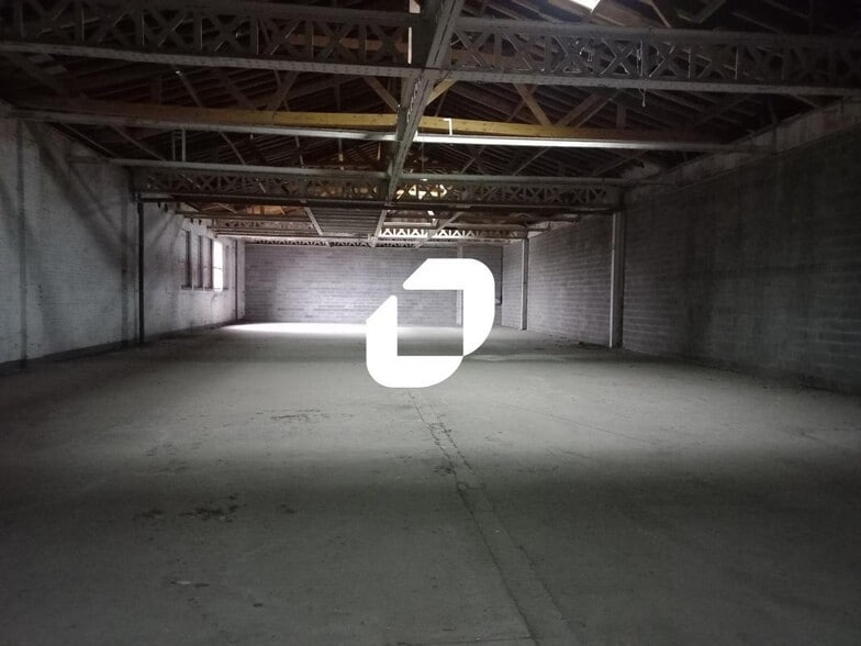 Industrial in Roubaix for sale - Interior Photo - Image 2 of 5
