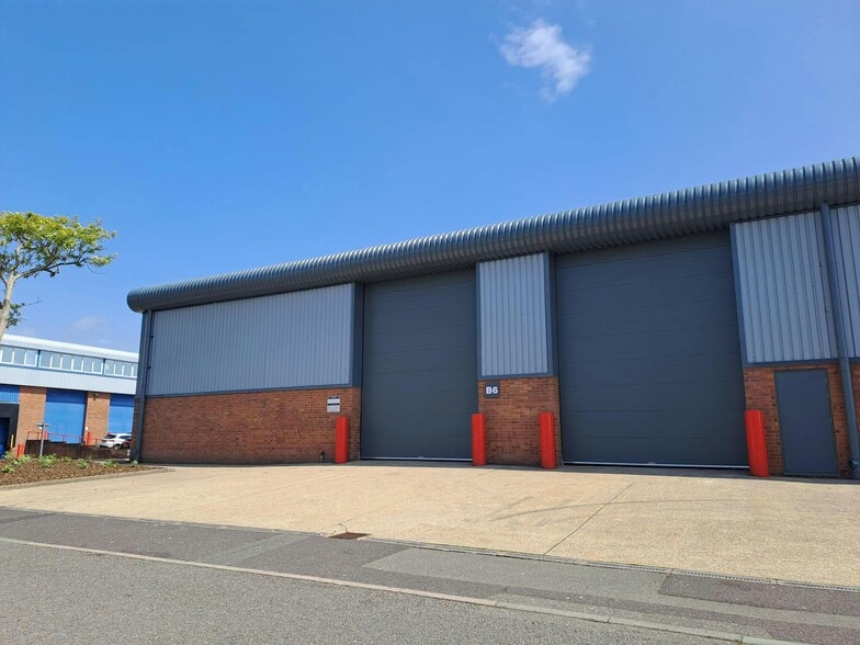 Dolphin Rd, Shoreham By Sea for lease - Building Photo - Image 2 of 11