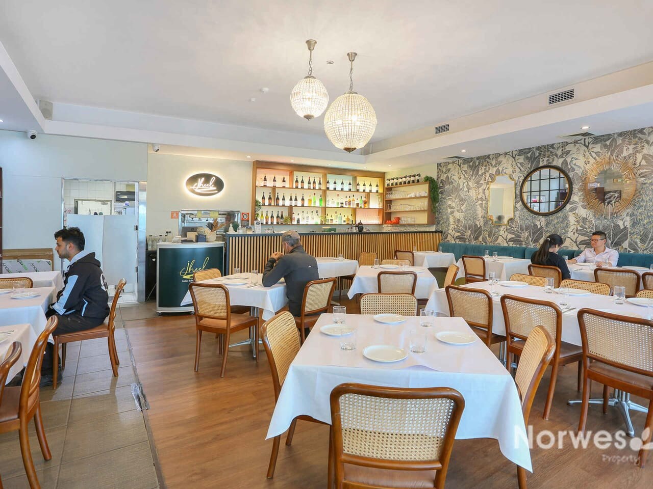 8 Century Cct, The Hills for sale Interior Photo- Image 1 of 5