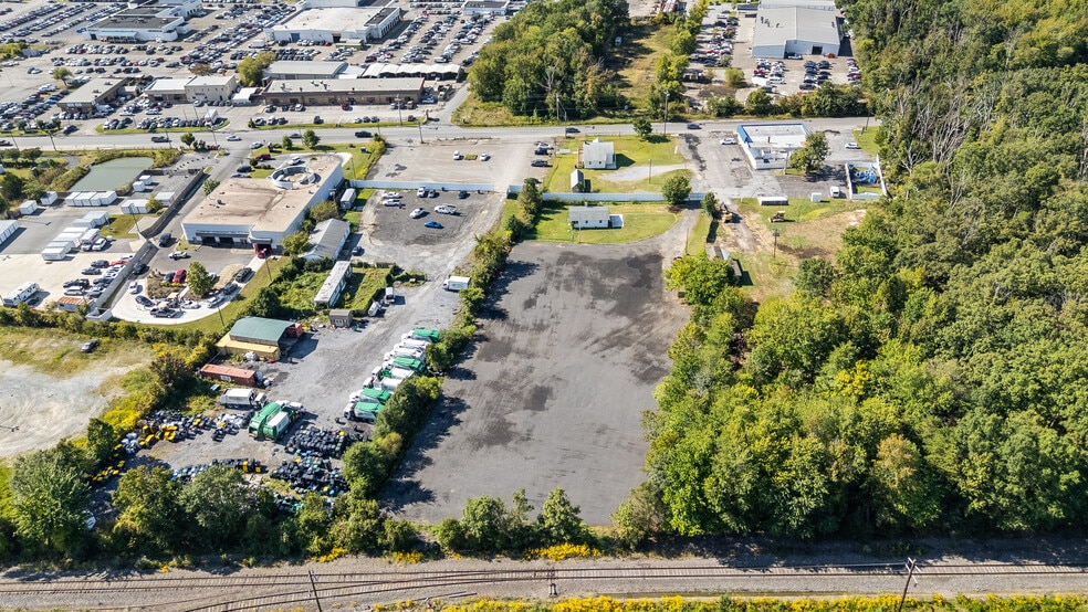 2400 Old Washington Rd, Waldorf, MD for lease - Building Photo - Image 3 of 5