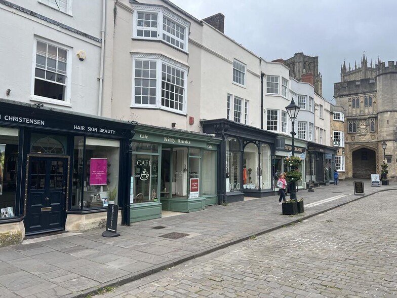 15 Market Pl, Wells à louer - Photo du bâtiment - Image 2 de 2