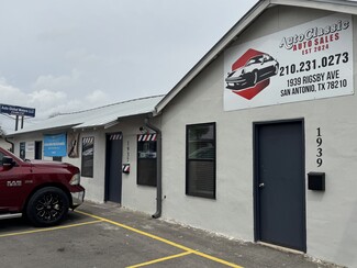 More details for 1935-1939 Rigsby Ave, San Antonio, TX - Retail for Sale