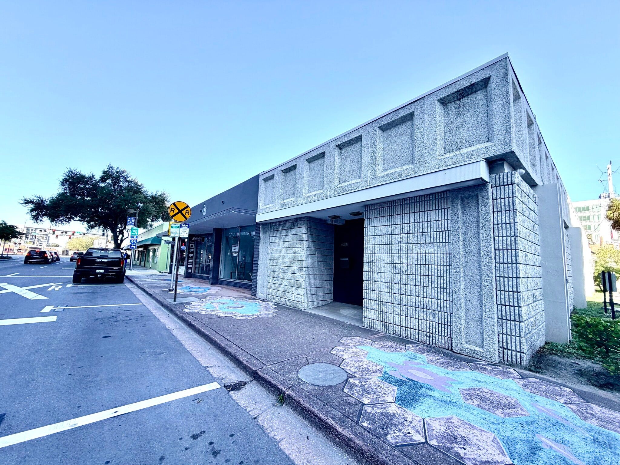 2025 Tyler St, Hollywood, FL for lease Primary Photo- Image 1 of 4