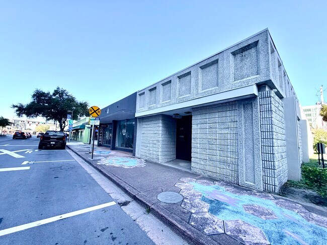 Plus de détails pour 2025 Tyler St, Hollywood, FL - Commerce de détail à louer