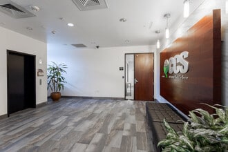 1165 S Pennsylvania St, Denver, CO for sale Interior Photo- Image 2 of 4