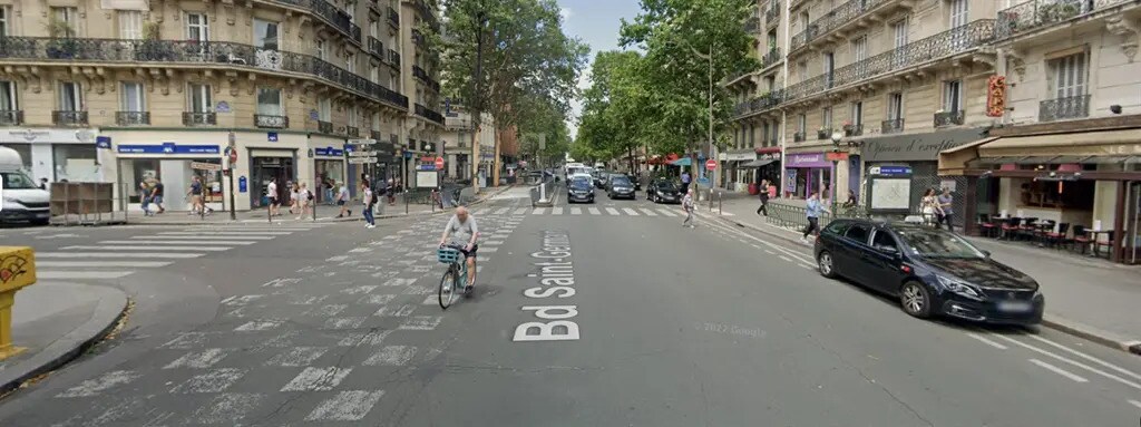 Retail in Paris for sale Aerial- Image 1 of 3