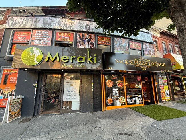 More details for 292 Burnside Ave, Bronx, NY - Retail for Lease
