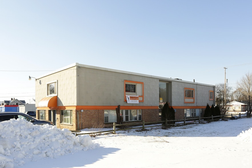 4922 Division Ave S, Grand Rapids, MI for sale - Building Photo - Image 2 of 5