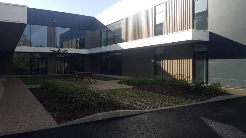 Flex in Mérignac for lease - Building Photo - Image 3 of 8