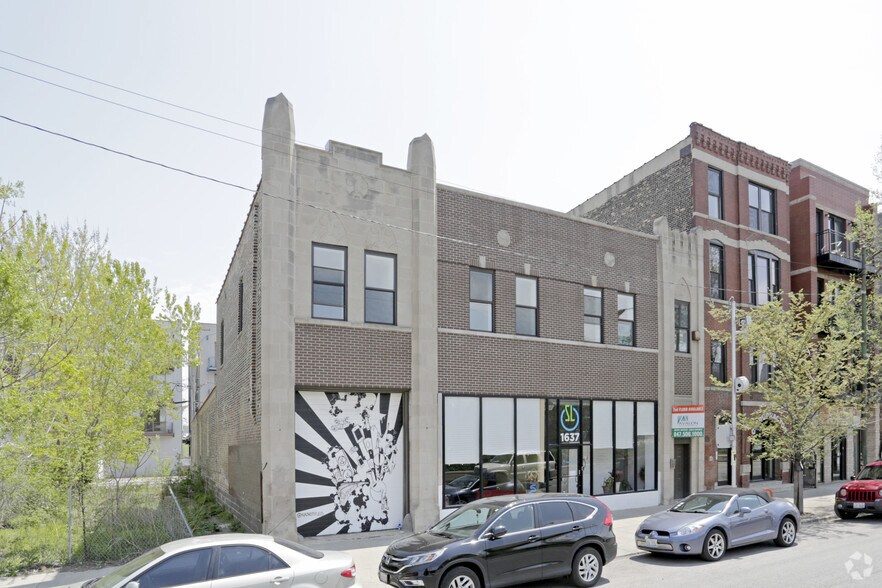 1637 N Ashland Ave, Chicago, IL à louer - Photo du bâtiment - Image 2 de 6