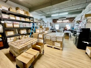 58 Pulaski St, Peabody, MA à louer Photo intérieure- Image 2 de 2