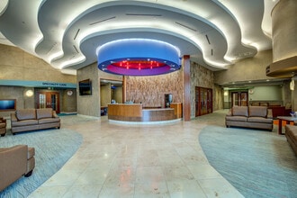 470 E State Highway 114, Southlake, TX à louer Hall d’entrée- Image 1 de 40