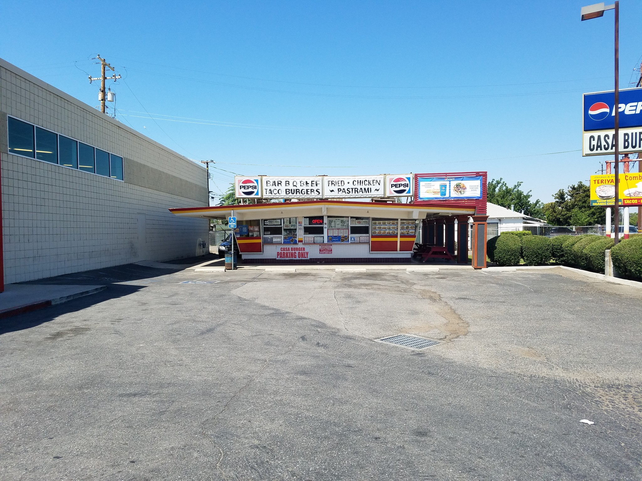 Ming Ave, Bakersfield, CA à vendre Autre- Image 1 de 1