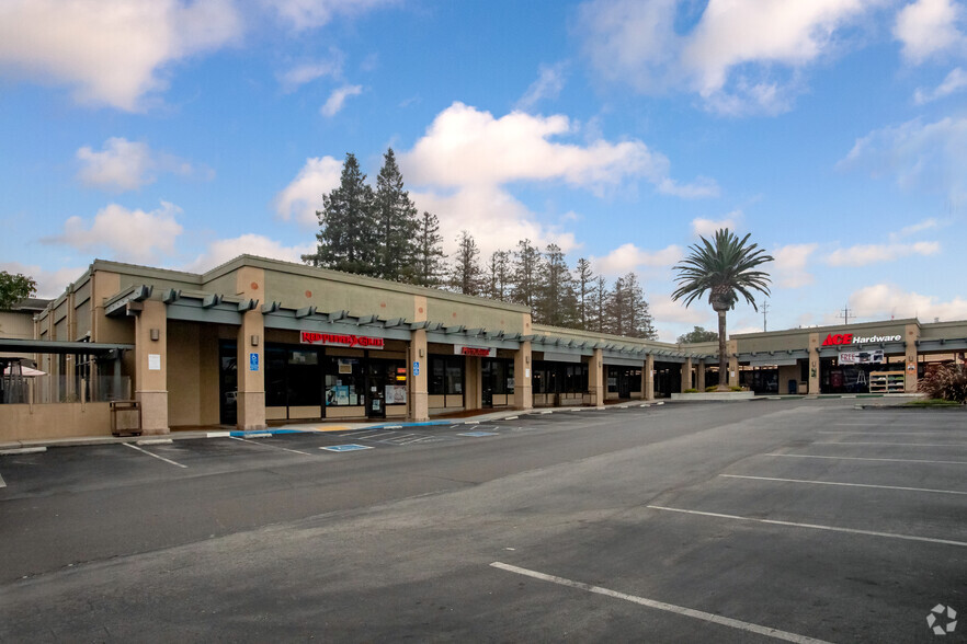 2310 Homestead Rd, Los Altos, CA for lease - Building Photo - Image 3 of 5