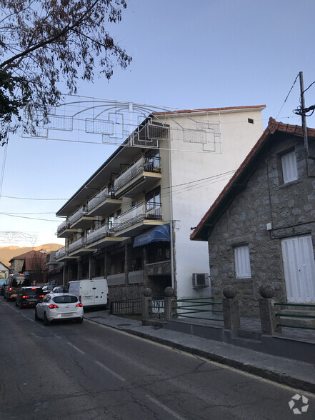 Calle Mayor, 37, Cercedilla, Madrid à louer - Photo du bâtiment - Image 2 de 2