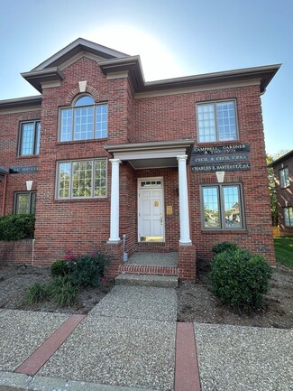 Plus de détails pour 3036-3046 Breckenridge Ln, Louisville, KY - Bureau à vendre