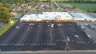 703 W Reelfoot Ave, Union City, TN for lease Building Photo- Image 2 of 3