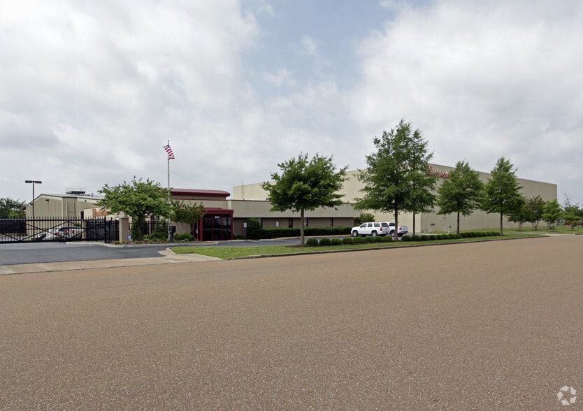 10777 High Point Dr, Olive Branch, MS à louer - Photo du bâtiment - Image 1 de 14