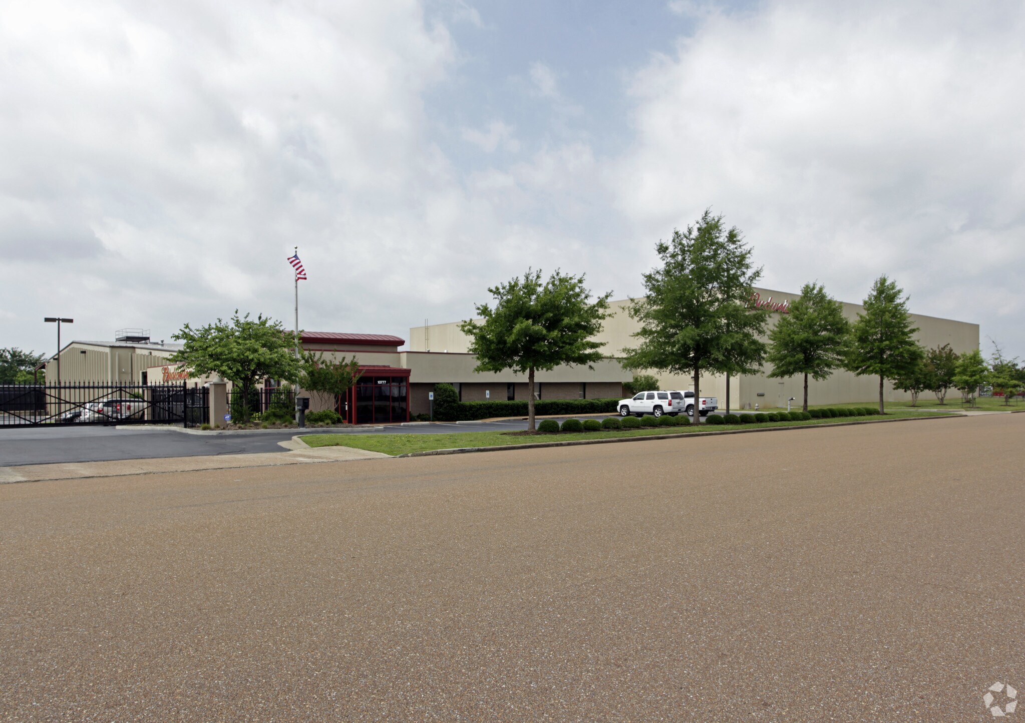 10777 High Point Dr, Olive Branch, MS à louer Photo du bâtiment- Image 1 de 15