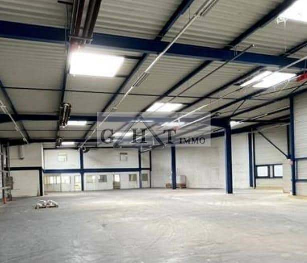 Industrial in Chelles for lease Interior Photo- Image 1 of 4