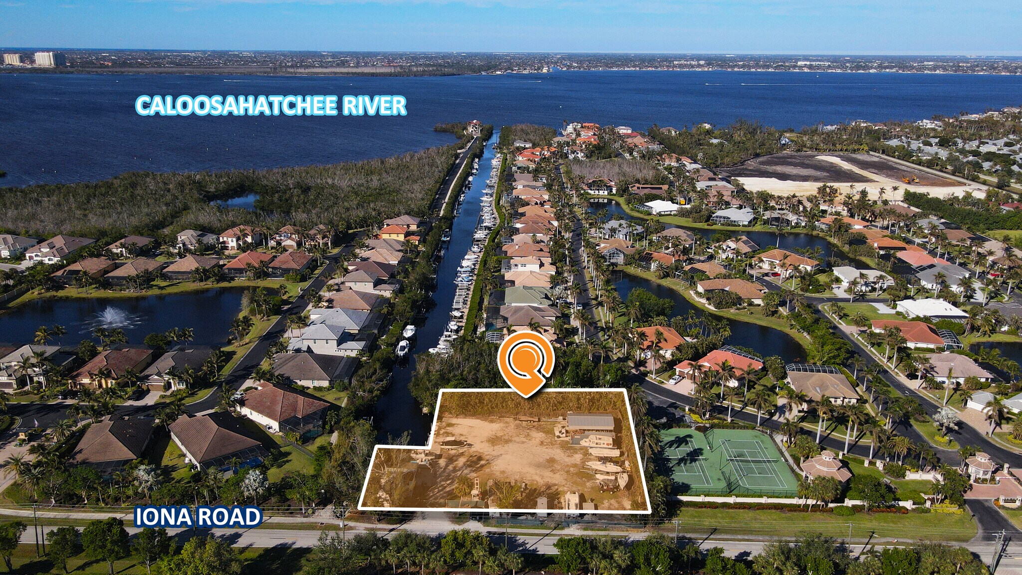 13420 Iona Rd, Fort Myers, FL à vendre Photo du bâtiment- Image 1 de 6