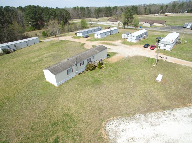 Nobles Rd RV & Mobile Home Park portfolio of 2 properties for sale on LoopNet.ca - Building Photo - Image 3 of 7