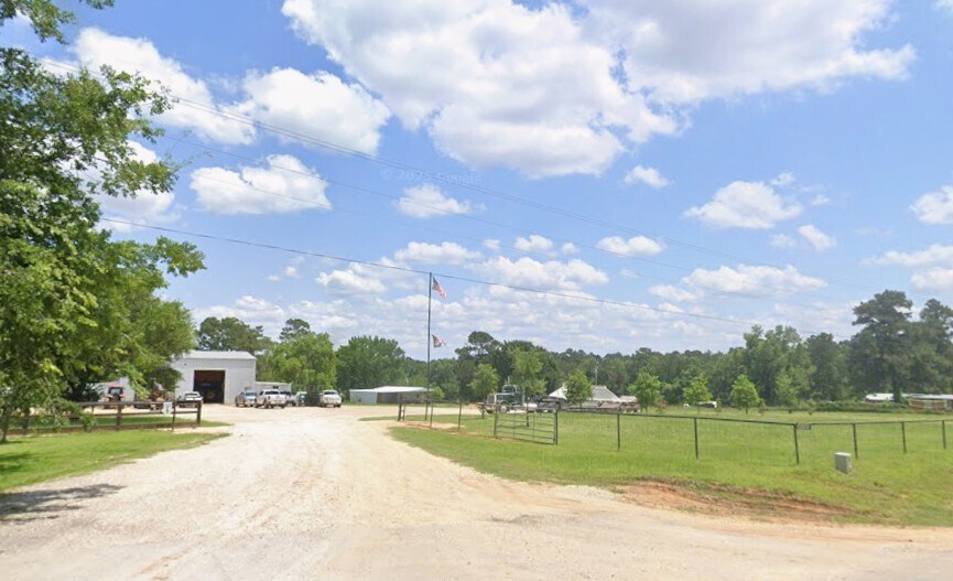 3935 Spring Branch Road, Montgomery, TX for sale Primary Photo- Image 1 of 43