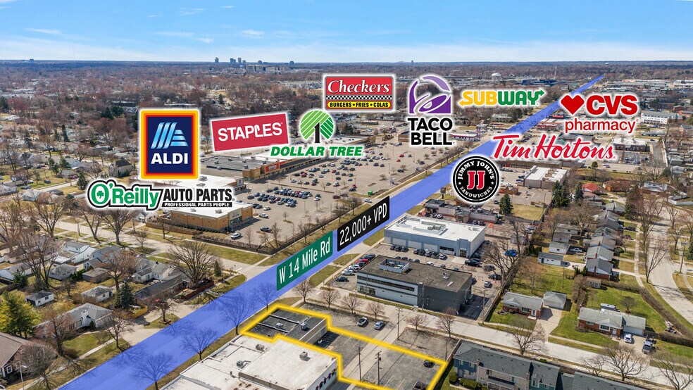 1024 W 14 Mile Rd, Clawson, MI for lease - Building Photo - Image 2 of 11