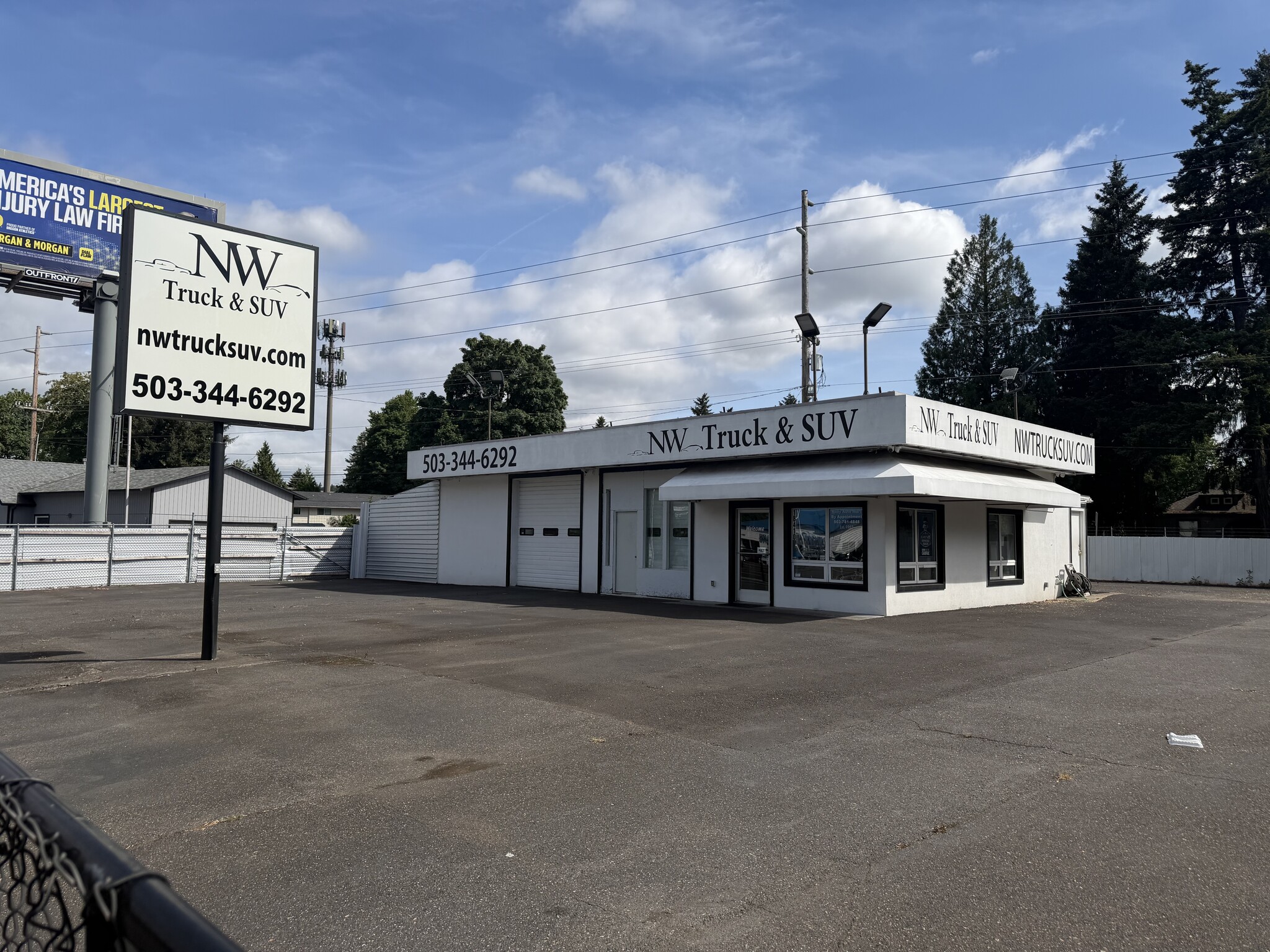 18410 SE McLoughlin Blvd, Milwaukie, OR for lease Building Photo- Image 1 of 5
