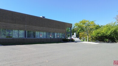 4 Pin Oak Dr, Branford, CT à louer Photo intérieure- Image 2 de 20